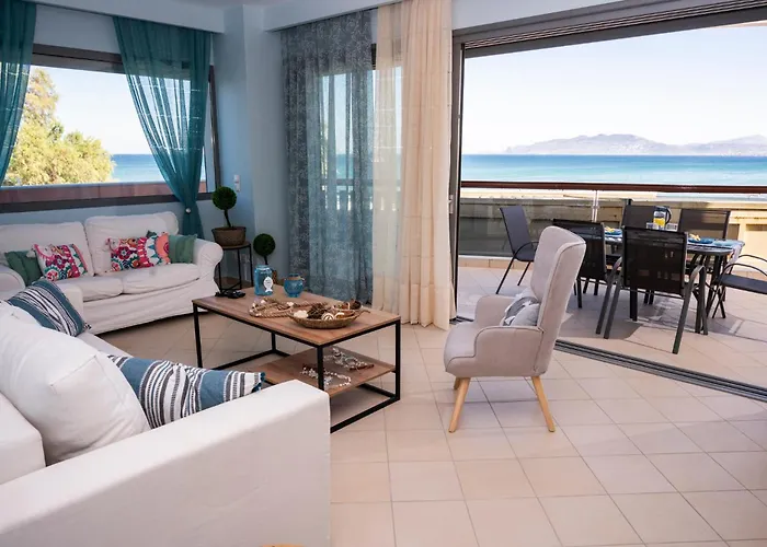 Oceanis Apartments